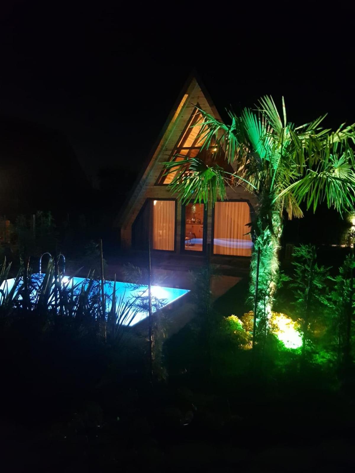 Teona Kartepe Bungalov Exterior foto